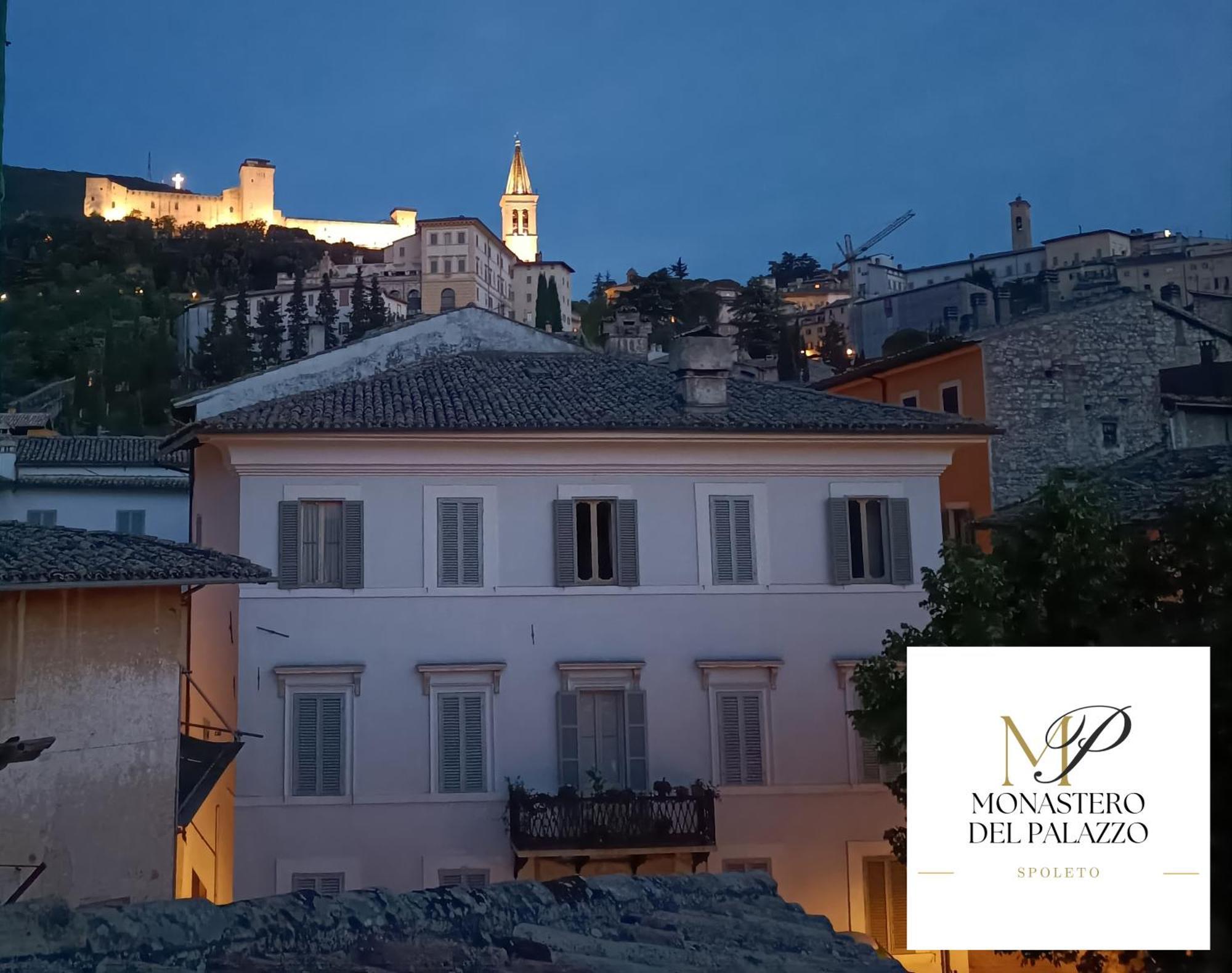 Monastero Del Palazzo Casa Vacanze สโปเลโต ภายนอก รูปภาพ