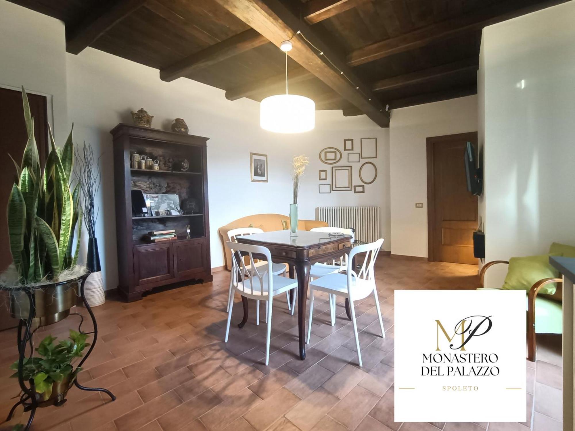 Monastero Del Palazzo Casa Vacanze สโปเลโต ภายนอก รูปภาพ