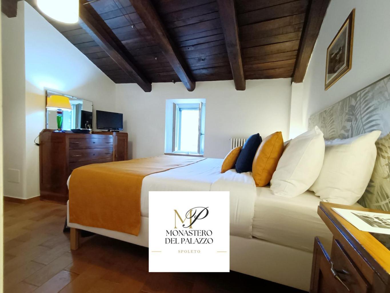 Monastero Del Palazzo Casa Vacanze สโปเลโต ภายนอก รูปภาพ